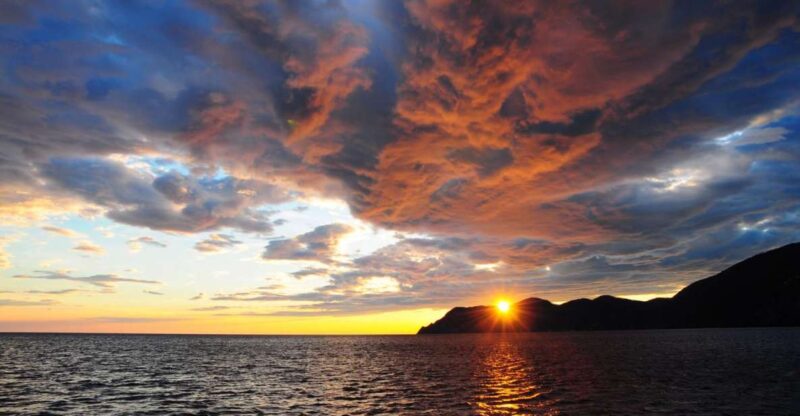 Cinque Terre: Sunset Cruise With Aperitif on Board - Key Points