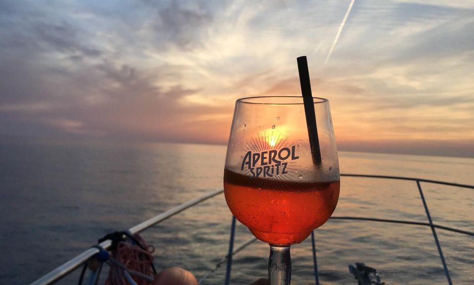 Cinque Terre: Sunset Cruise With Aperitif on Board - Key Points