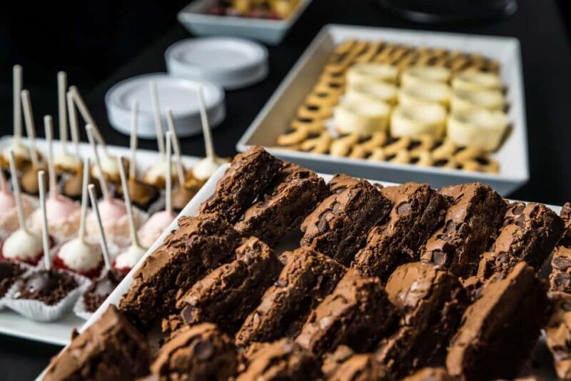 Circle Line: New Years Dinner Fireworks Cruise (All Ages) - Who Should Consider This Cruise?