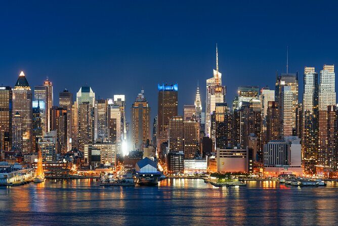 City Lights Cruise Experience the Skyline in Sparkling Lights - FAQ