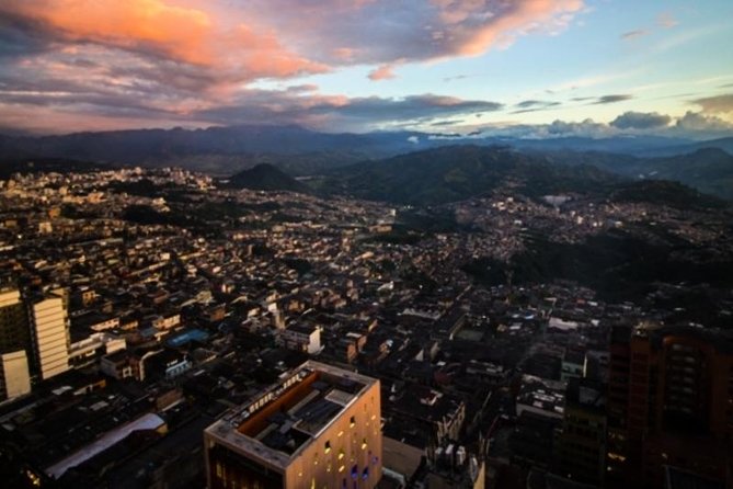 City Tour Historic Center of Manizales in Caldas - Bolivar Plaza and Its Significance