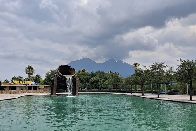 City tour of MTY old quarter rio Santa lucia and fuser - Key Points