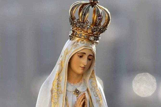 City Tour procession of candles, Fatima night - Overview of the Fatima Candle Procession Tour  