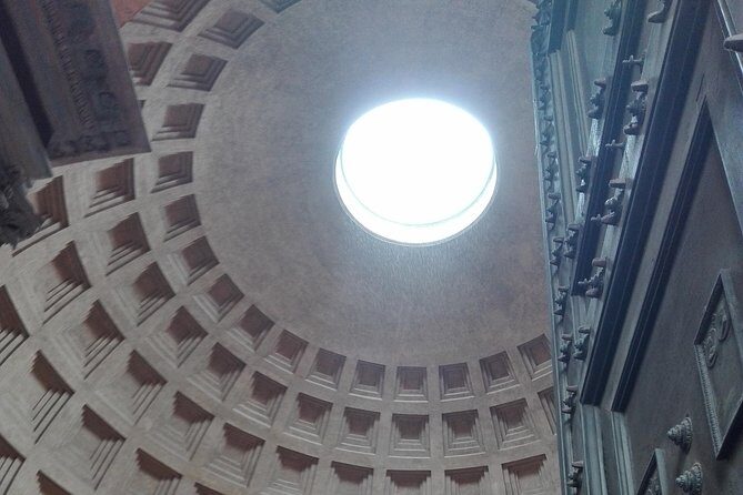 City walk through Spanish steps, Trevi fountain, Pantheon, Navona, Angel Castle - An In-Depth Look at the Tour