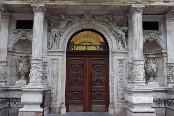 City Walk With Secret Legends and Guided, Private Wine Tasting - Inclusions of the Tour