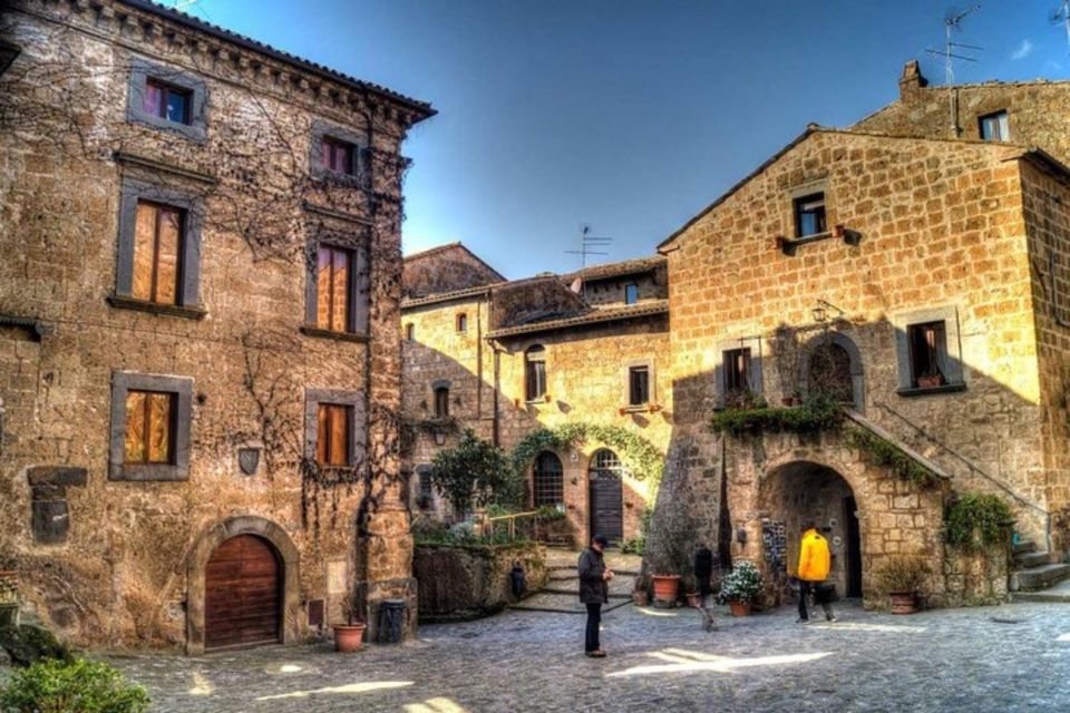 Civita Di Bagnoregio and Orvieto Private Day Tour From Rome - Languages