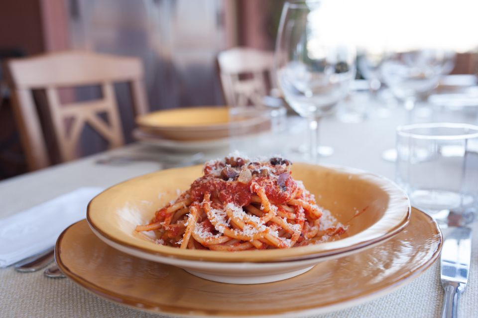Civitavecchia: Dining Experience at a Local's Home - Cooking Demonstration by Host