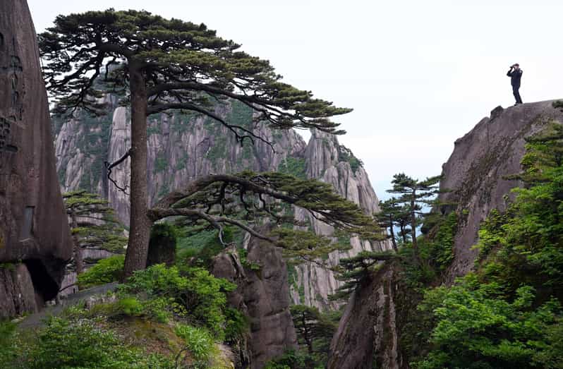 Classic 2 Day Huangshan Tour - Itinerary Details
