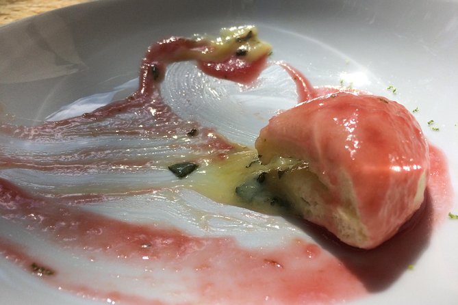 Classic Bites and Culinary Trends Neighborhood Food Tour in Berlin - Reviews and Ratings