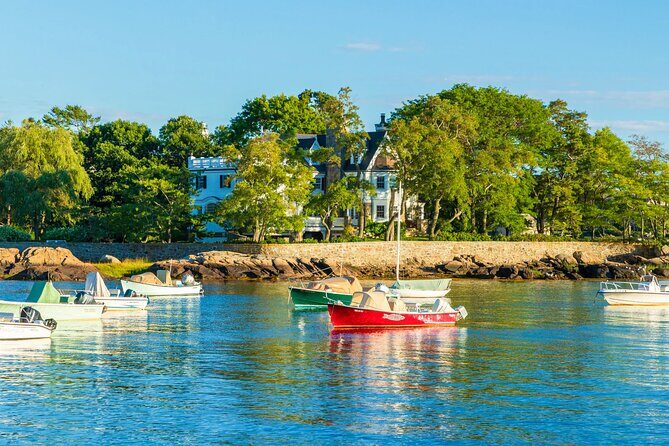 Classic Television and Sightseeing Locations 1 Day Tour in Boston - FAQ