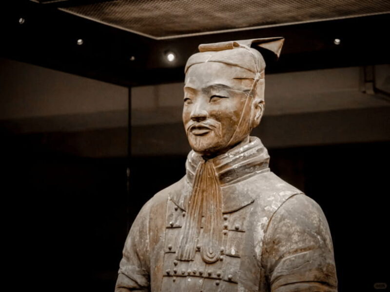 Classic Xi'an: Terracotta Warriors and Lishan Garden - Transportation and Logistics