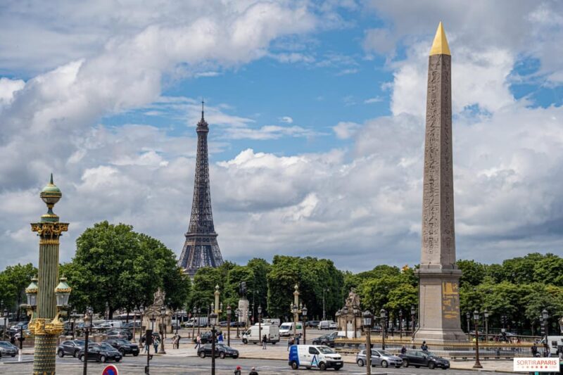 Classical and Monumental Paris Tour Along the Seine River - Itinerary Highlights