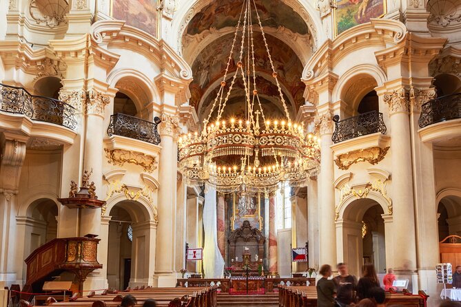 Classical Concert in St. Nicholas Church - Baroque Architecture and Acoustics