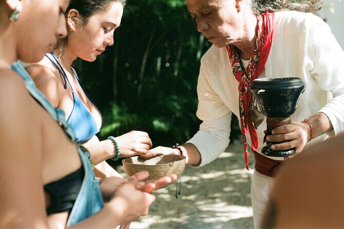 Clay and Honey Therapeutic Ritual - An In-Depth Look at the Clay and Honey Ritual