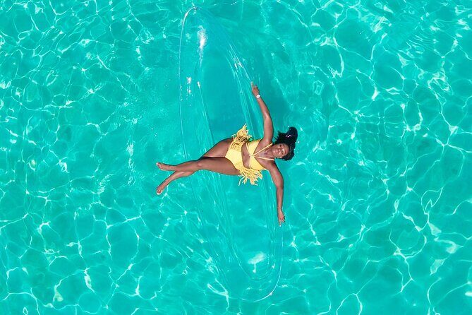 Clear Kayak Photoshoot in Nassau ,Bahamas. - FAQ