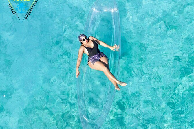 Clear Kayak Photoshoot+Free Cocktail Nassau, Bahamas - Key Points