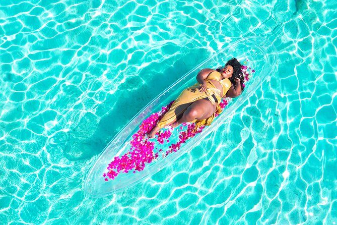 Clear Kayak Singles Basic Shoot Grand Turk island - Key Points