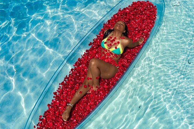 Clear Kayak with Flowers - Key Points