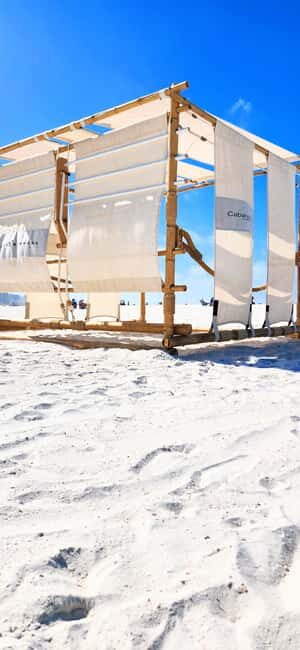 Clearwater: Daydreamer's Luxury Bamboo Cabana Rental - The Experience Itself: The Details