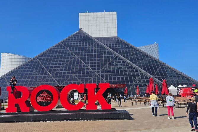 Cleveland Highlights City Tour with Pickup - A Deep Dive into Cleveland Highlights