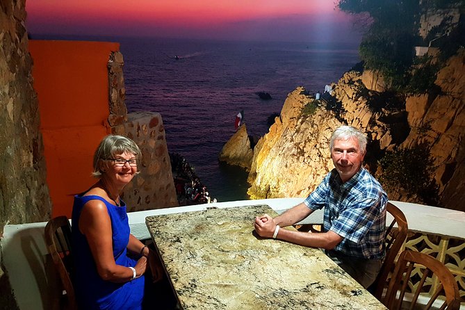 Cliff Diver De Luxe With Different Options at La Quebrada - Dining Options and Sunset Views