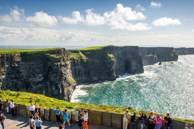 Cliffs of Moher, Burren and Bunratty With Private Chauffeur Tour - Exploring the Cliffs of Moher