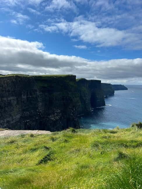 Cliffs of Moher: Chauffeur-Driven Day Tour from Dublin - Key Points