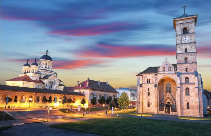 Cluj: Turda Salt Mine, Corvin Castle, Alba Carolina Tour - Reviews and Ratings