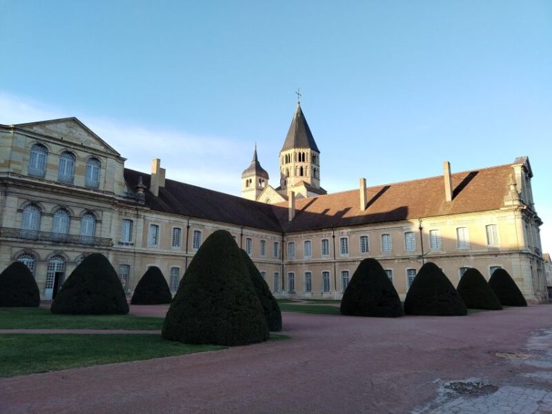 Cluny Abbey : Private Guided Tour With Ticket Included - Tour Itinerary and Highlights