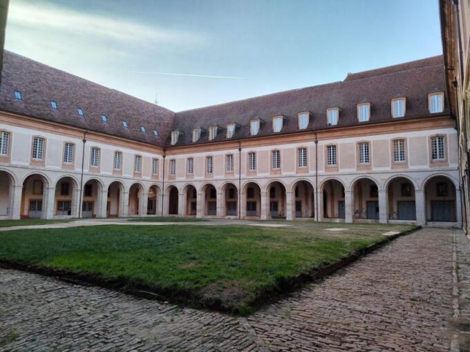 Cluny Abbey : Private Guided Tour With Ticket Included - Accessibility Information