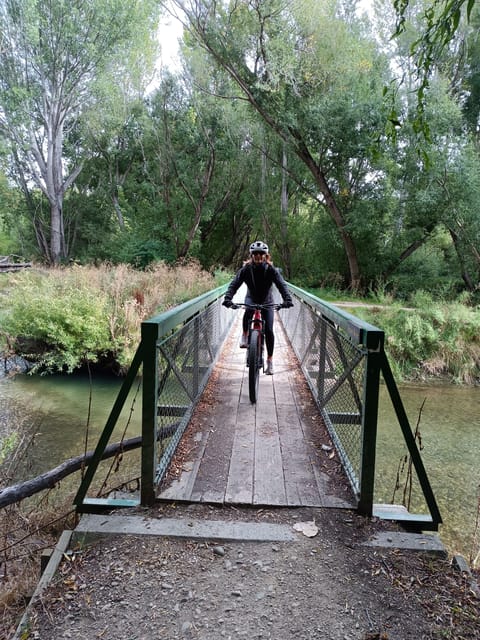 Clyde: Roxburgh Gorge Trail Bike Ride with Jet Boat - An In-Depth Look at the Experience