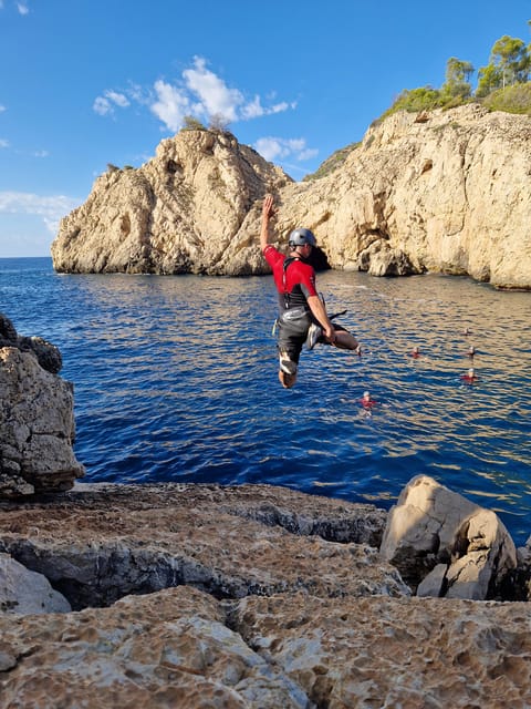 Coasteering South - Location and Meeting Point
