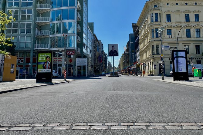 Cold War Berlin - Private Live Virtual Experience - Meeting and End Points