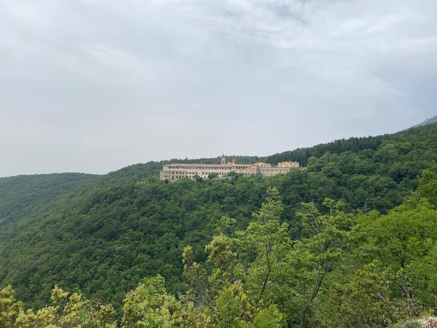 Collepardo: Trisulti Charterhouse and Hermitage Guided Hike - Overview of the Collepardo Hike
