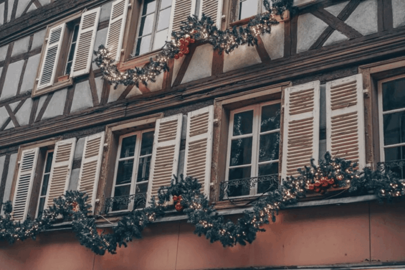 Colmar: Christmas Market and City Highlights Walking Tour - Tour Inclusions