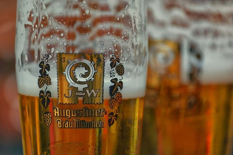 Cologne & Düsseldorf: Chocolate and Beer Private Guided Tour - Who Is This Tour Best For?