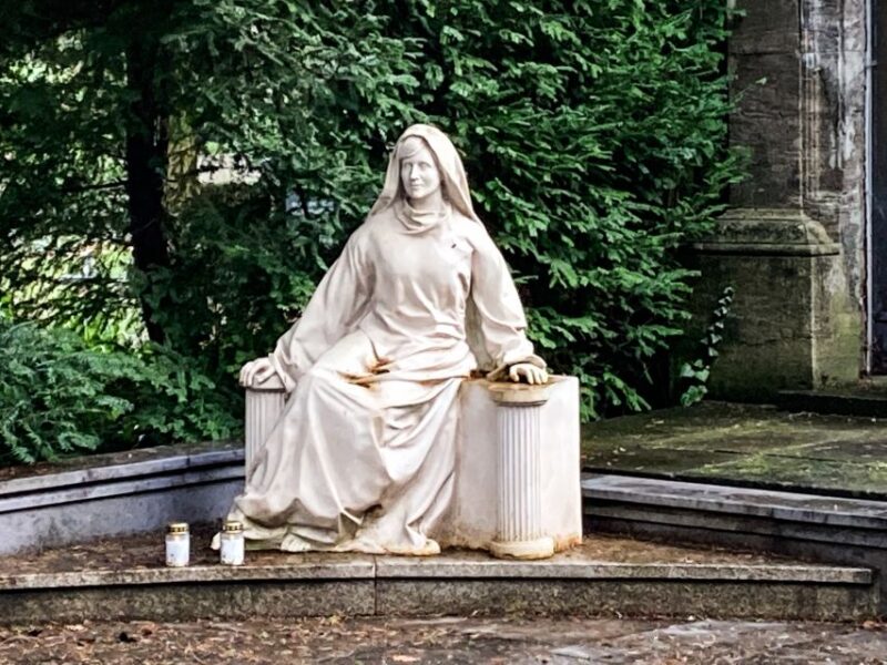 Cologne: Guided Tour of Melatenfriedhof - Pricing and Cancellation Policy