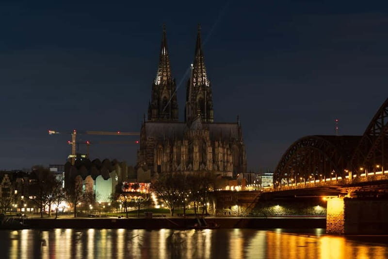 Cologne - guided walking tour of the Old Town. - Key Points