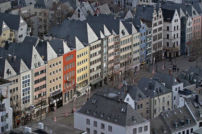 Cologne - Old Town Private Walking Tour - Tour Features and Benefits