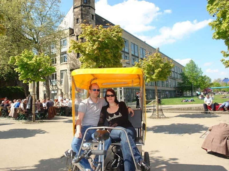 Cologne: Rickshaw city tour perpedalo - A Unique Way to Discover Cologne