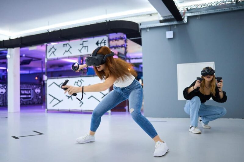 Cologne: Virtual escape game adventure at 7th Space - Who Should Consider This Experience?