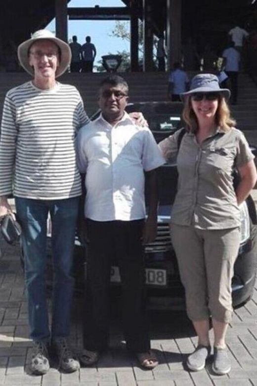 Colombo AirPort(CMB) to Any Destination Vehicle Arrangement - Booking and Payment