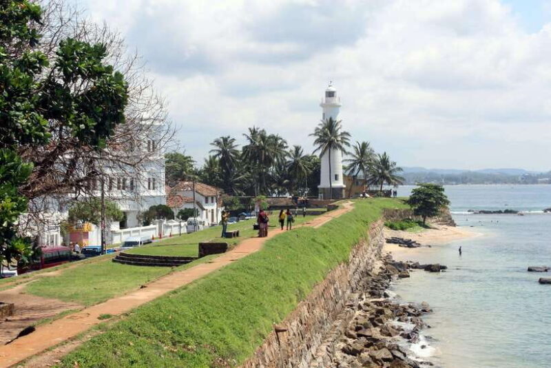Colombo City tour with Galle Fort, Bentota River Safari - Cultural and Spiritual Stops