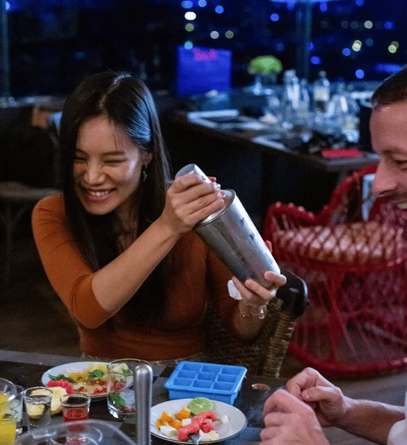 Colombo: Cocktail Making Experience + Free Tapas! - Unique Features