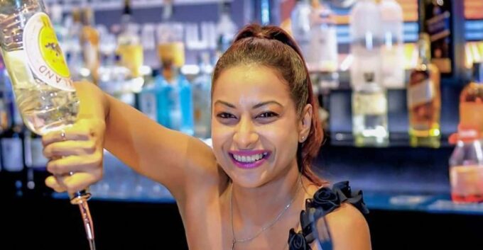 Colombo: Cocktail Making Experience + Free Tapas! - Tapas Offerings