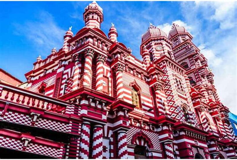 Colombo: Private Guided Tour of the City by Tuk-Tuk - The Sum Up