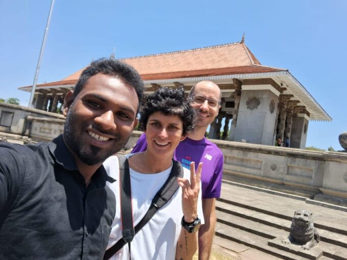 Colombo: Private Tuk Tuk City Tour Morning or Evening - Explore Colombos Rich History