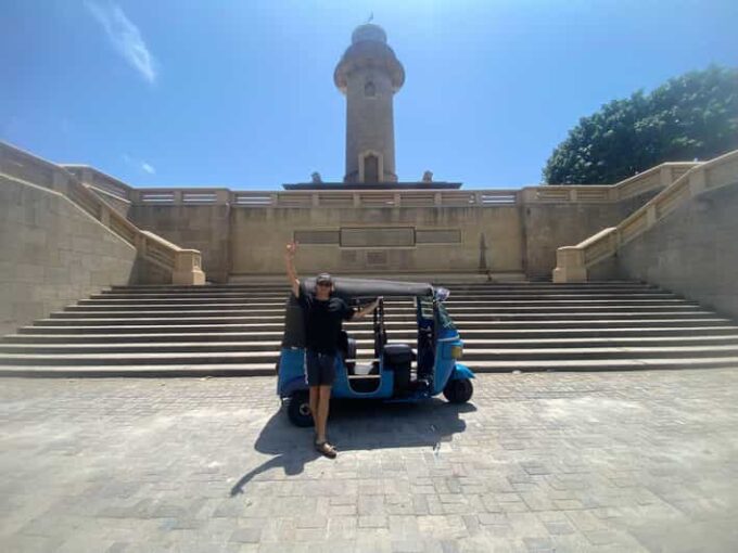 Colombo: Private Tuk Tuk City Tour Morning or Evening - Architectural Marvels and Cultural Diversity