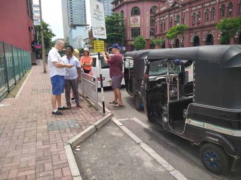 Colombo: Private Tuk Tuk City Tour with Hotel Pickup - Who Is This Tour Best For?