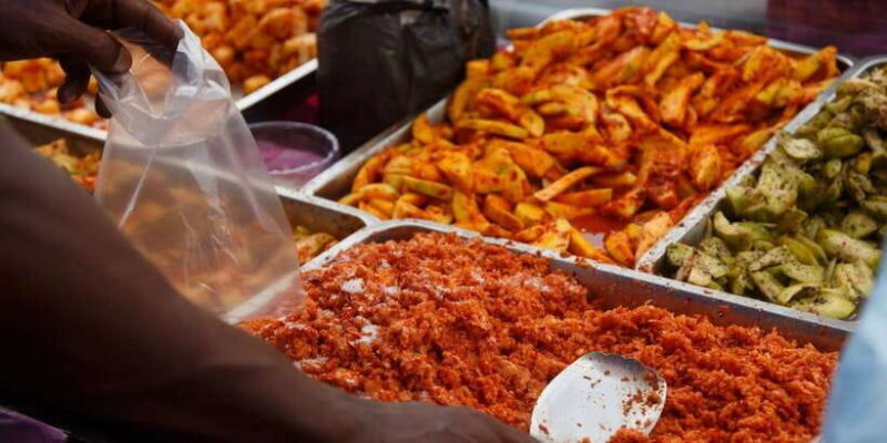 Colombo: Street Food Private Walking Tour with Transfer - The Value of the Experience